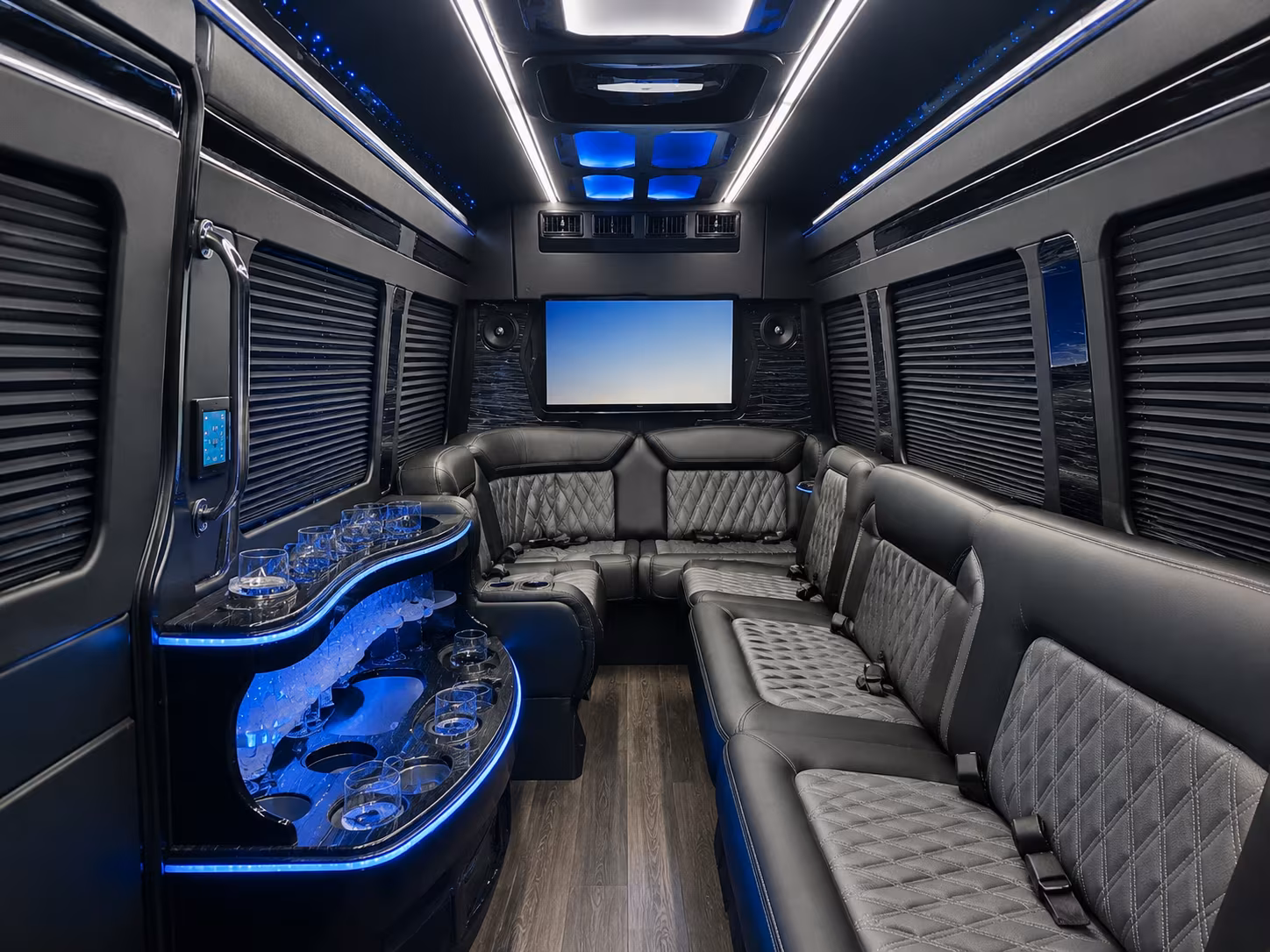 bus rentals for corporate retreats and team building events near paterson
