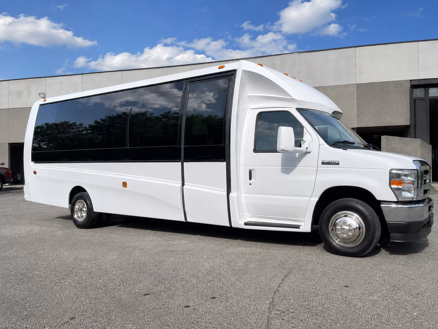 bus rentals for new york city concert venues from paterson