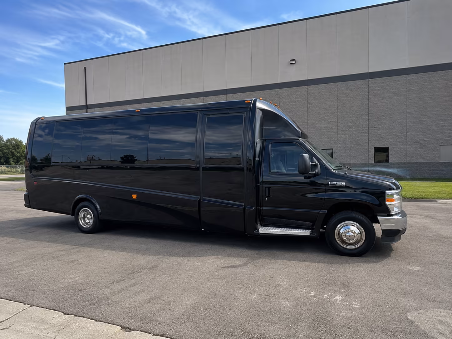 charter buses to prudential center shows from paterson