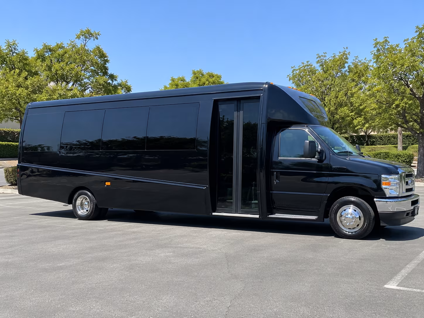 science center and zoo buses for paterson schools
